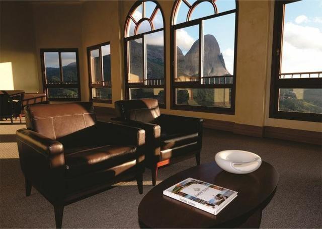 دومينغوس مارتينز Apart Hotel Vista Azul - Hospedagem Nas Montanhas المظهر الخارجي الصورة