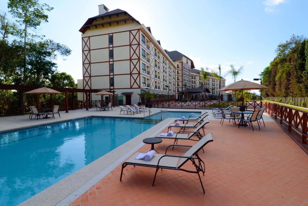 دومينغوس مارتينز Apart Hotel Vista Azul - Hospedagem Nas Montanhas المظهر الخارجي الصورة